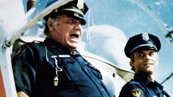 Photo from the movie Poliziotto suppergiù