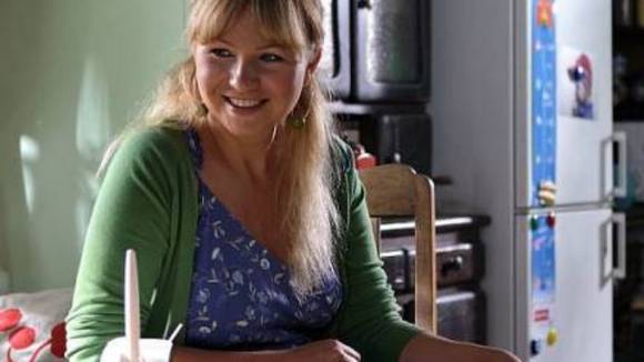 Photo from the movie Expecting Love