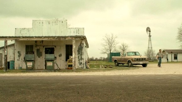 Photo from the movie Lost in the Sun