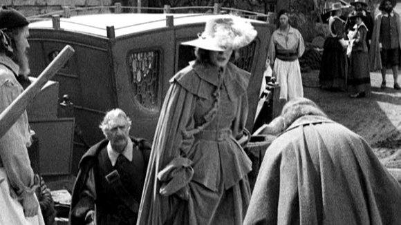 Photo from the movie Queen Christina