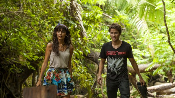 Photo from the movie Sundown