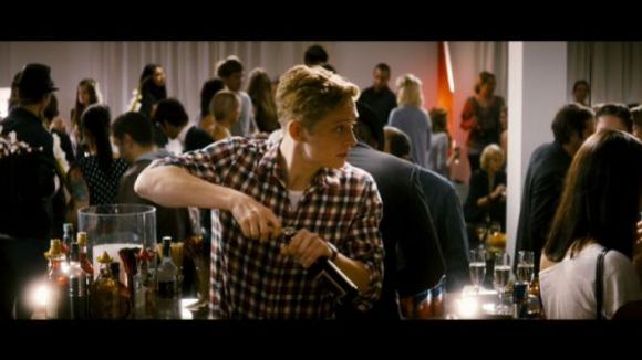 Photo from the movie What a Man