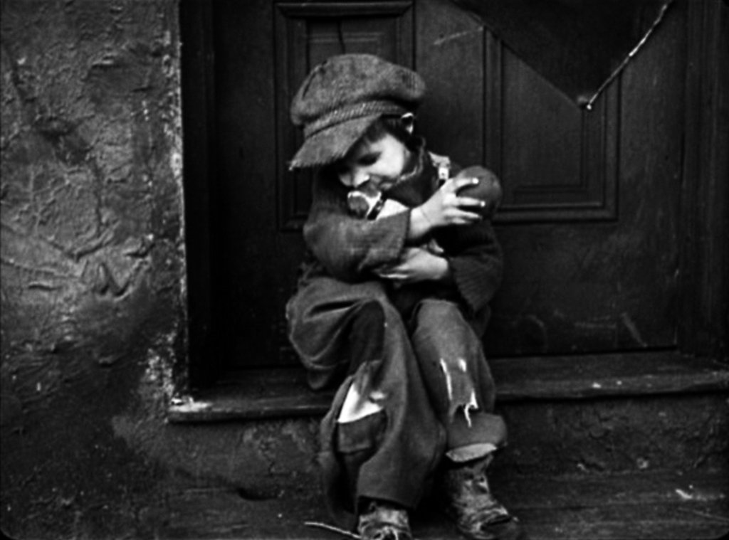 Photo from the movie The Waif