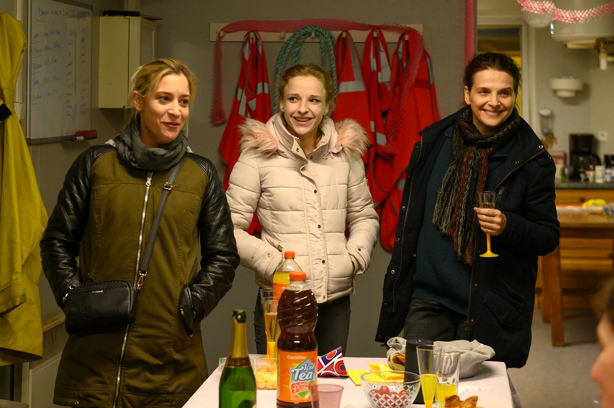 Photo from the movie Between Two Worlds