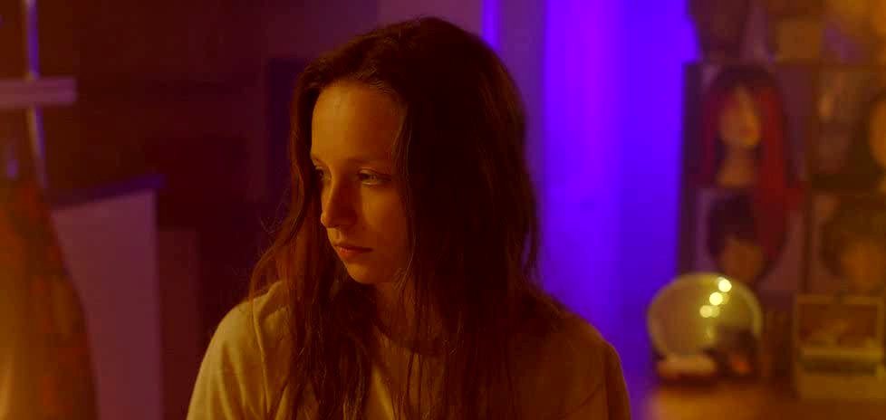 Photo from the movie Make Up