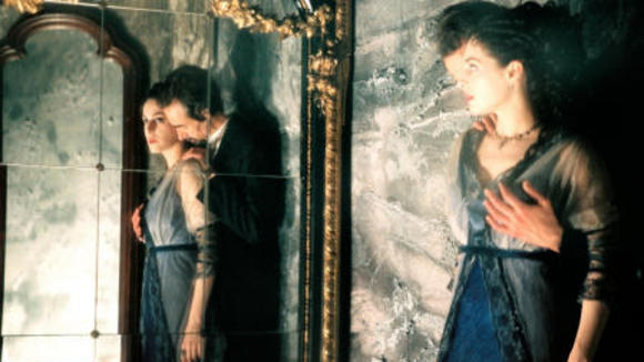 Photo from the movie The PianoTuner of EarthQuakes