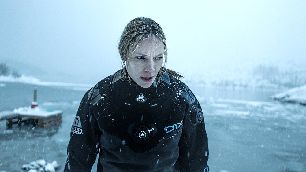 Photo from the movie Breaking Surface