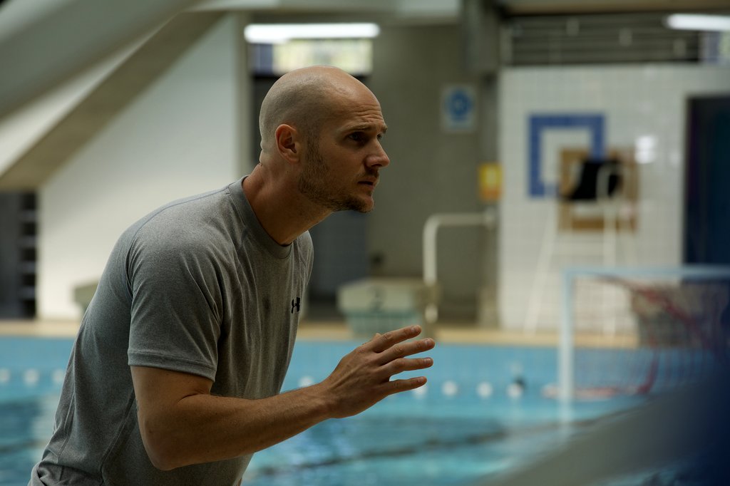 Photo from the movie The Shiny Shrimps