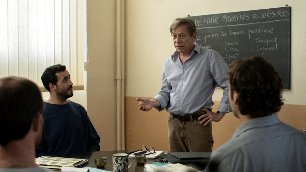 Photo from the movie A Difficult Year