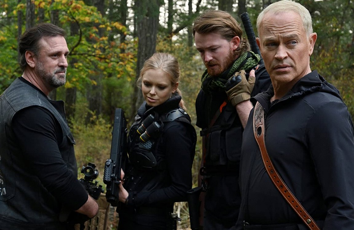 Photo from the movie Apex