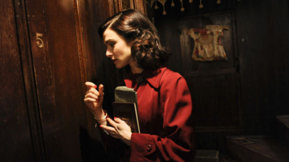 Photo from the movie The Deep Blue Sea