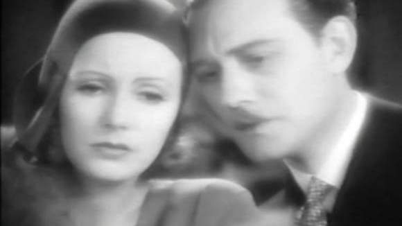 Photo from the movie The Kiss