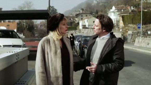 Photo from the movie Love Is the Perfect Crime