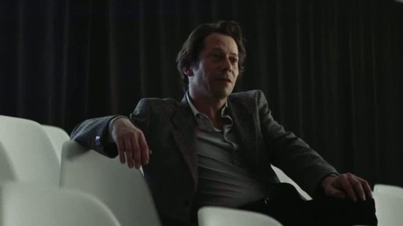 Photo from the movie Love Is the Perfect Crime