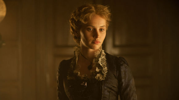 Photo from the movie The Invisible Woman