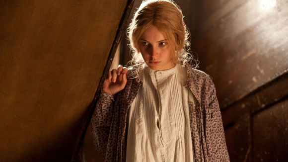 Photo from the movie The Invisible Woman