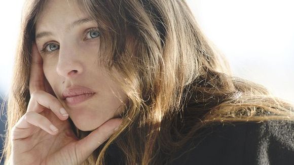 Photo from the movie Love Is the Perfect Crime