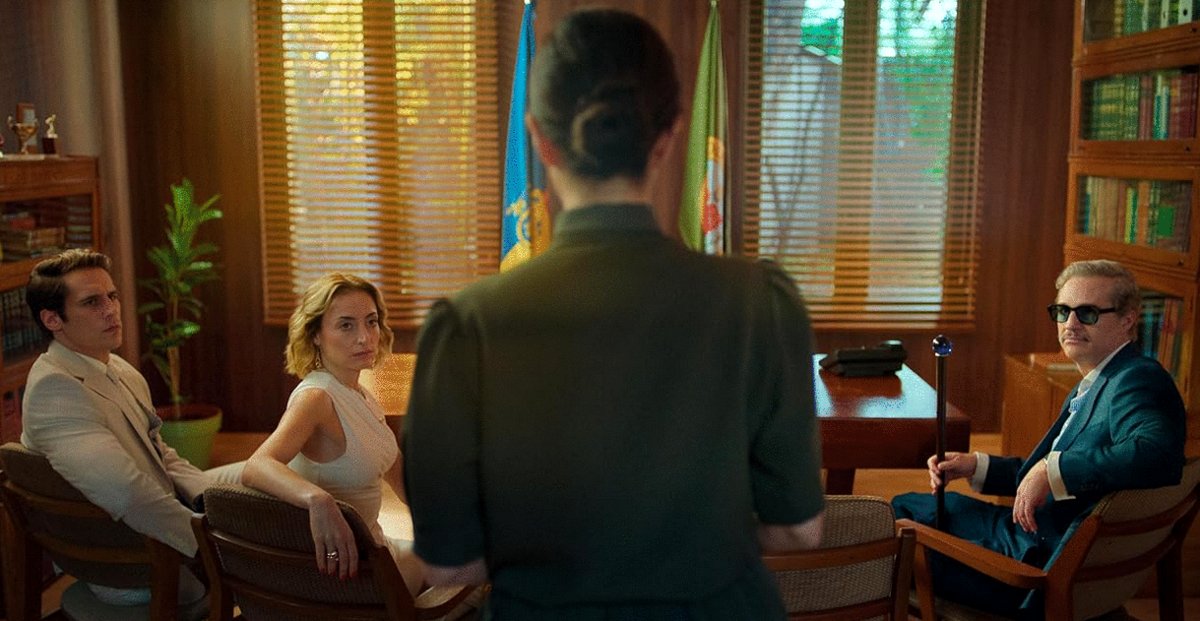 Photo from the movie Snakes and Ladders