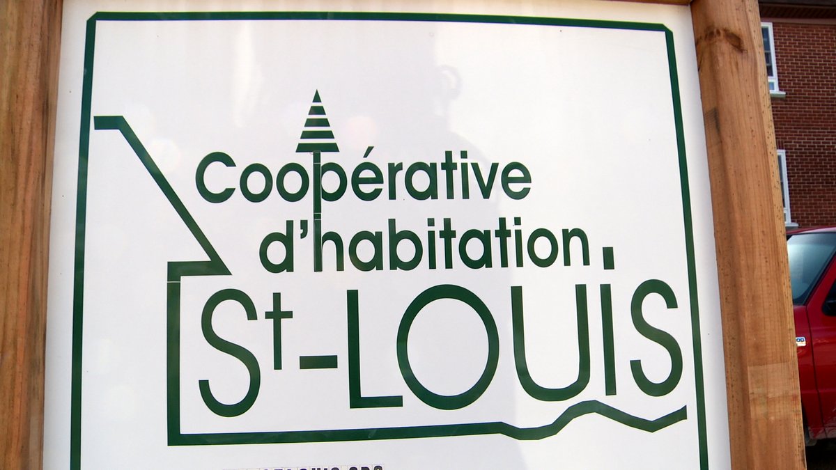 Photo from the movie La coop de ma mère