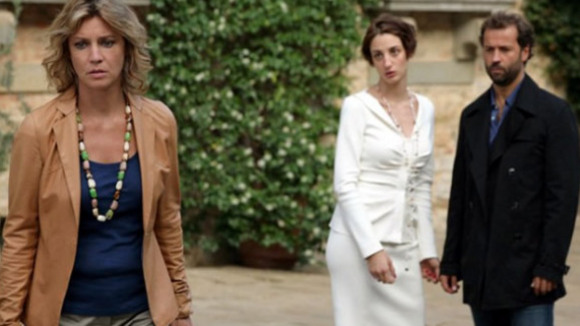 Photo from the movie Weddings And Other Disasters