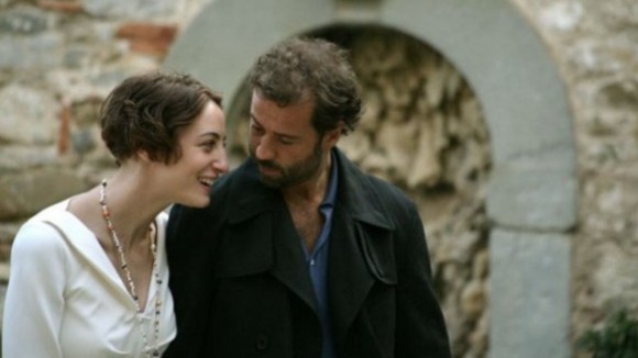 Photo from the movie Weddings And Other Disasters