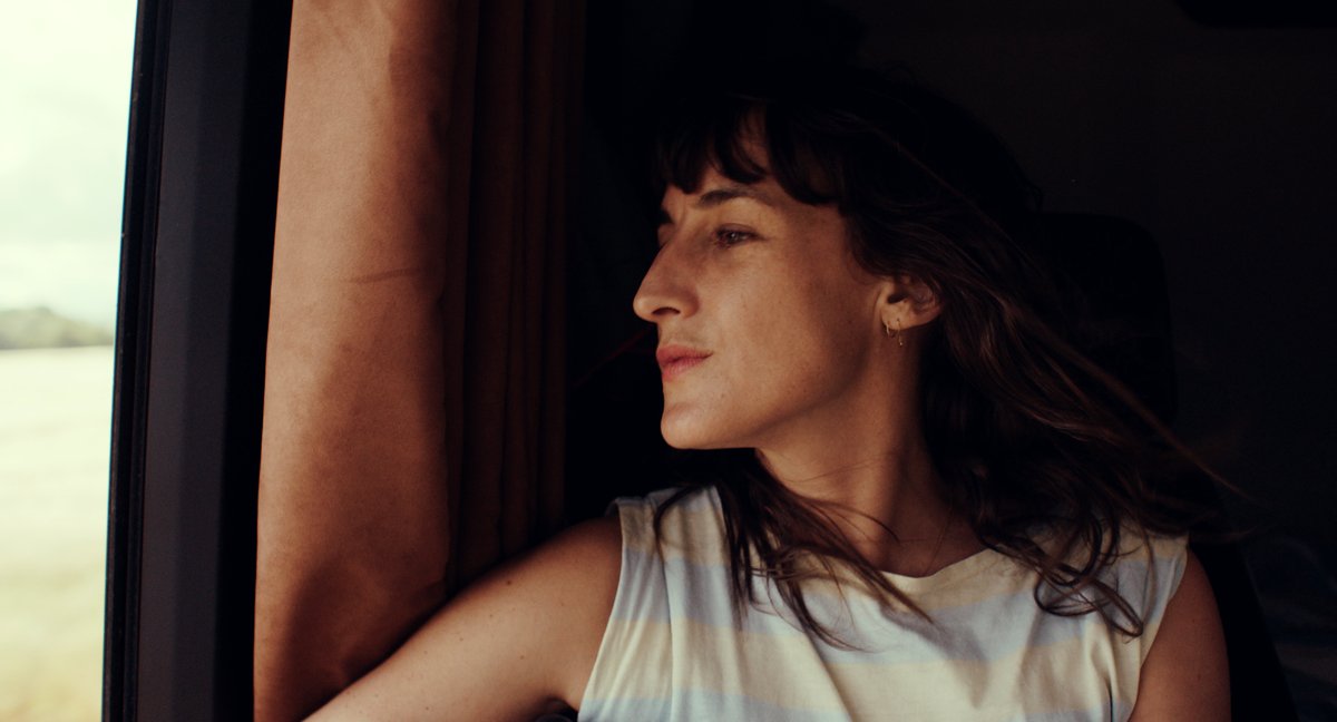 Photo from the movie Leave One Day (2025)