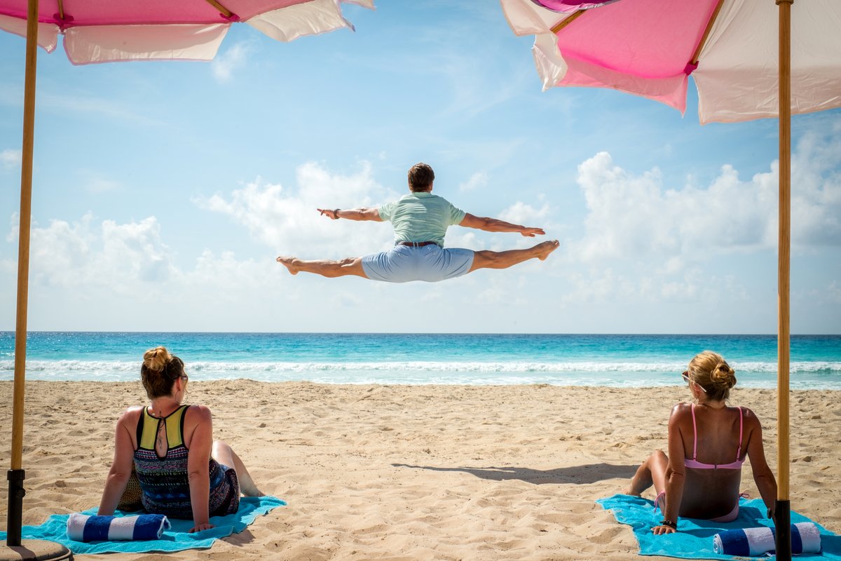 Photo from the movie Barb and Star Go to Vista Del Mar