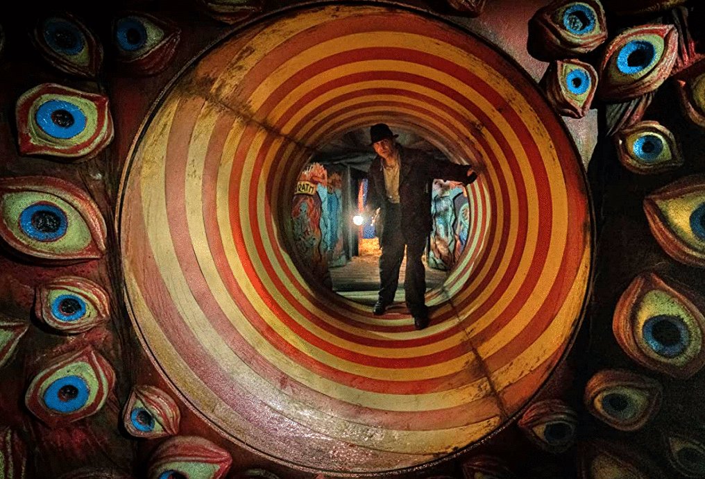 Photo from the movie Nightmare Alley