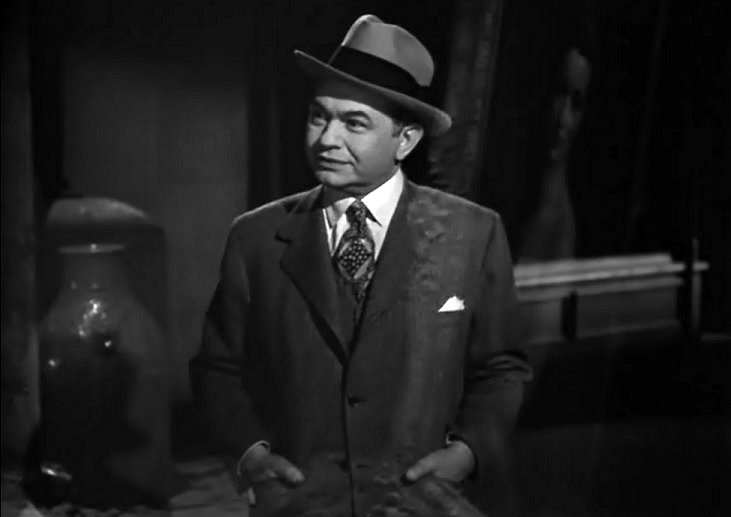 Photo from the movie The Woman in the Window