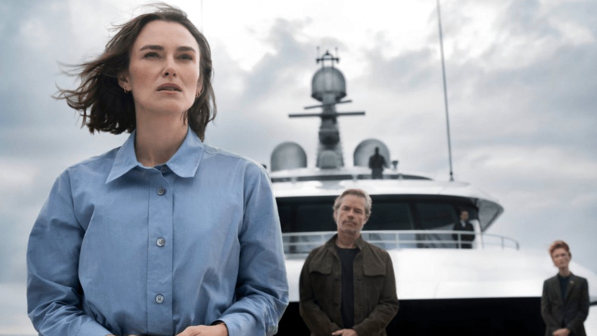 Photo from the movie The Woman in Cabin 10