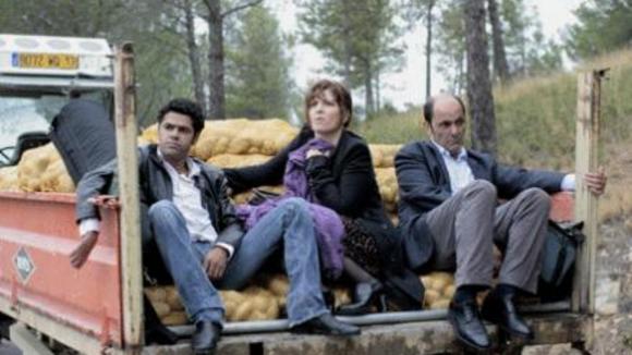 Photo from the movie Let it Rain