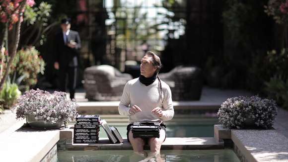 Photo from the movie Wrong