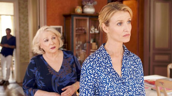 Photo from the movie Back to Mom's