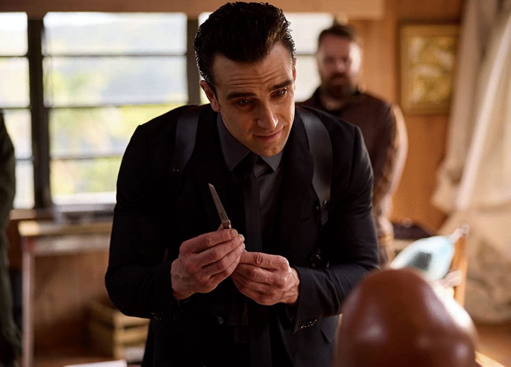 Photo from the movie Survive the Game