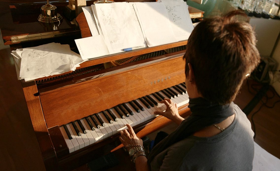 Photo from the movie Diane Warren: Relentless