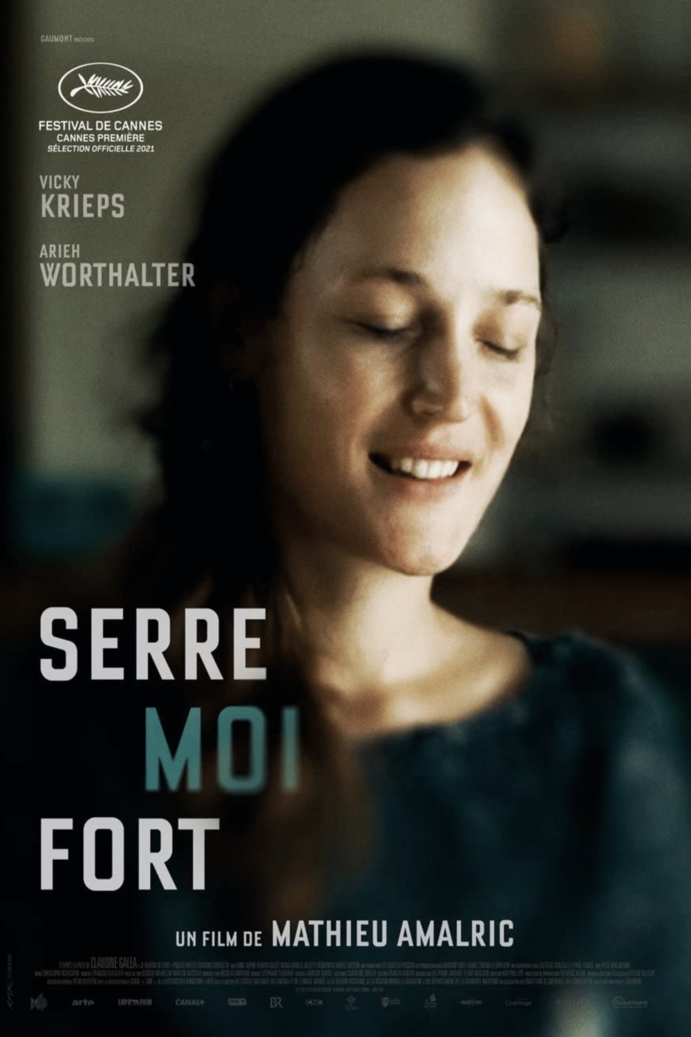 L'affiche du film Serre moi fort [2021]