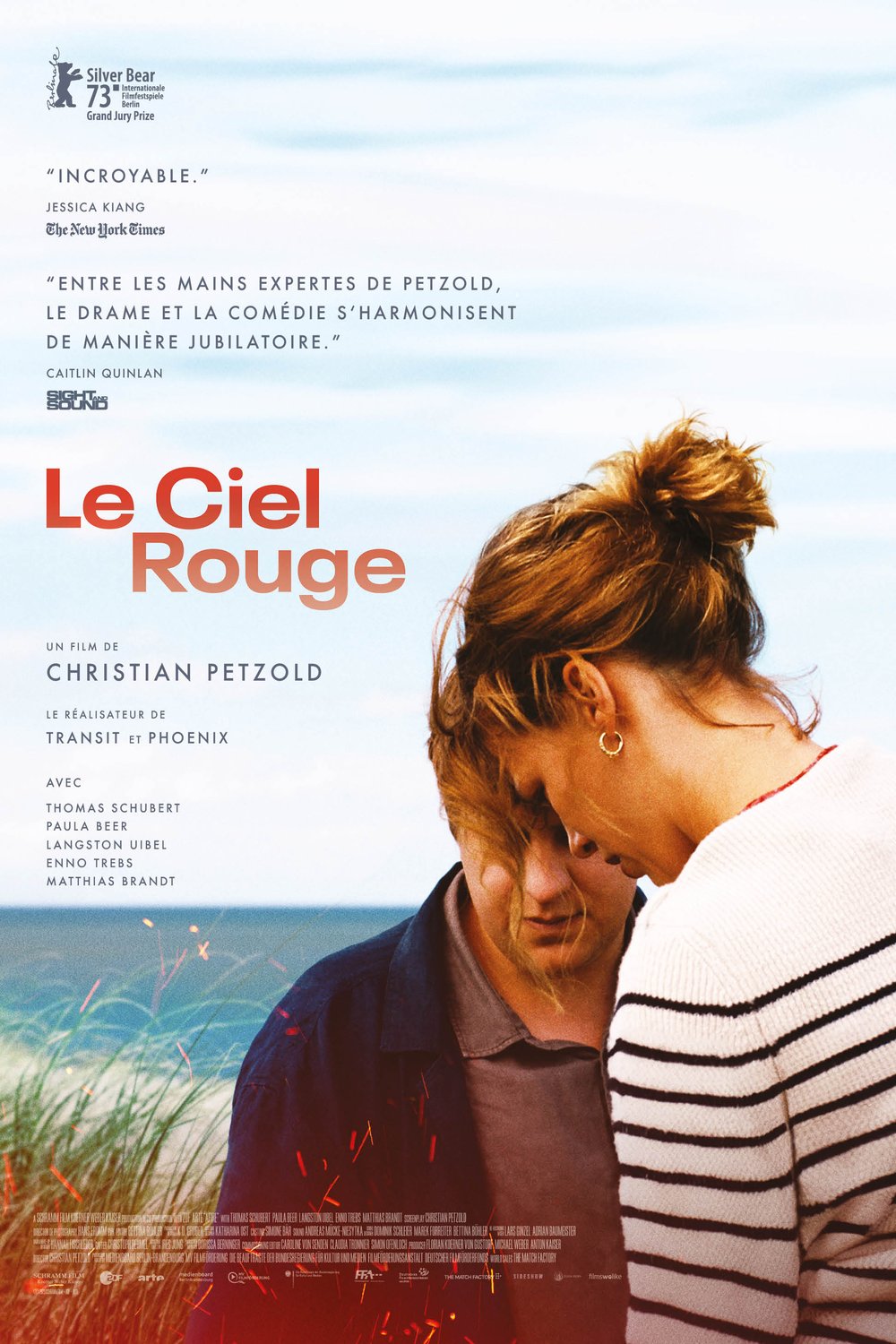 L'affiche du film Le ciel rouge [2023]