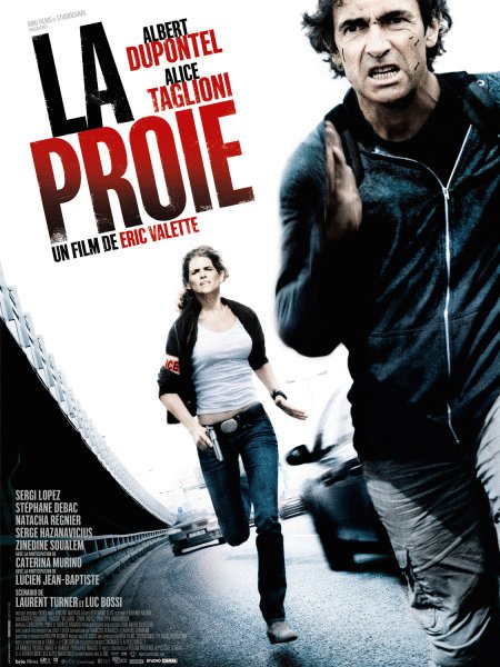 L'affiche du film La Proie [2011]