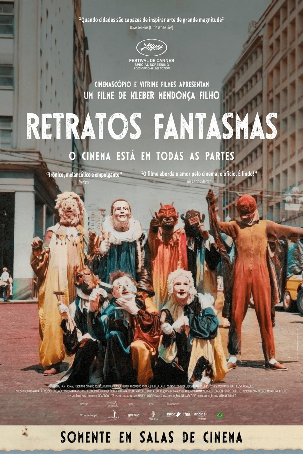 Poster of the movie Retratos Fantasmas